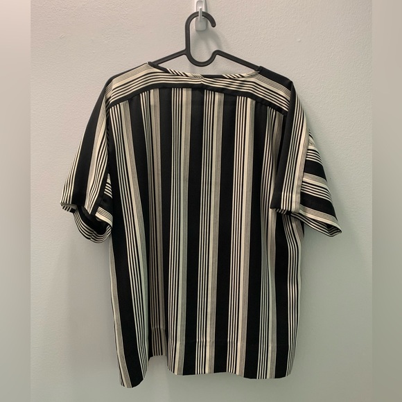 Business Causal Stripped black and off white tee by In Wear - Picture 2 of 4